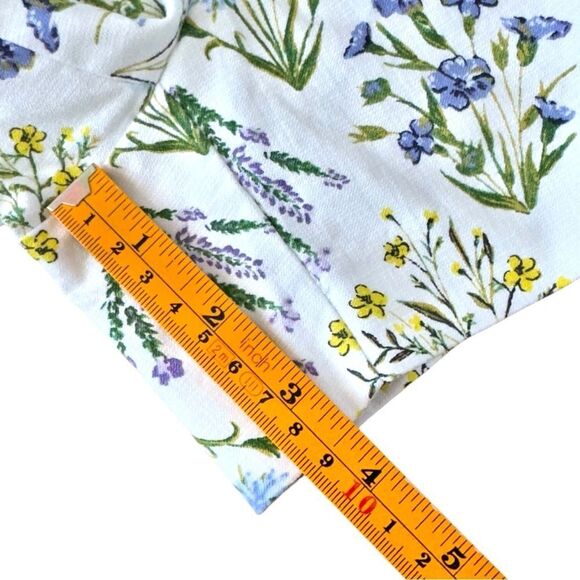 LOFT Bouquet Floral Colorful 3 Inch Riviera Shorts. 0 Petite. 0P. NWOT. - Picture 6 of 9